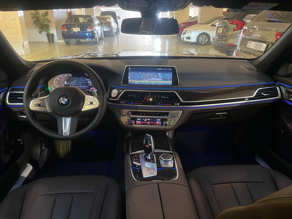 BMW 7 Series Black