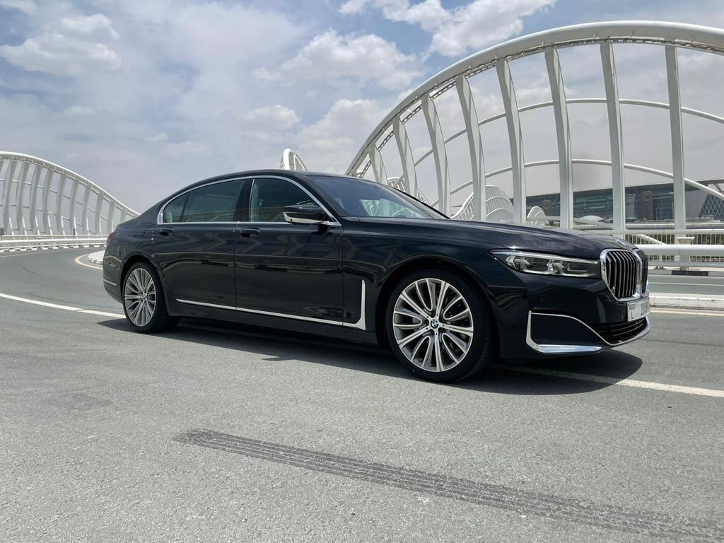 BMW 7 Series Black